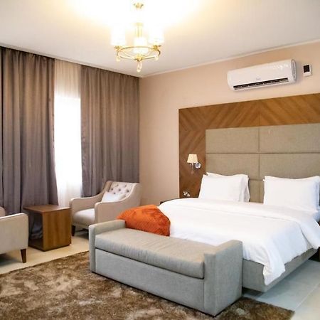 Metro Apartments Lagos Esterno foto