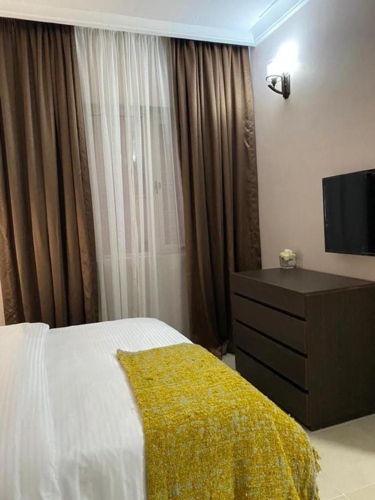 Metro Apartments Lagos Esterno foto